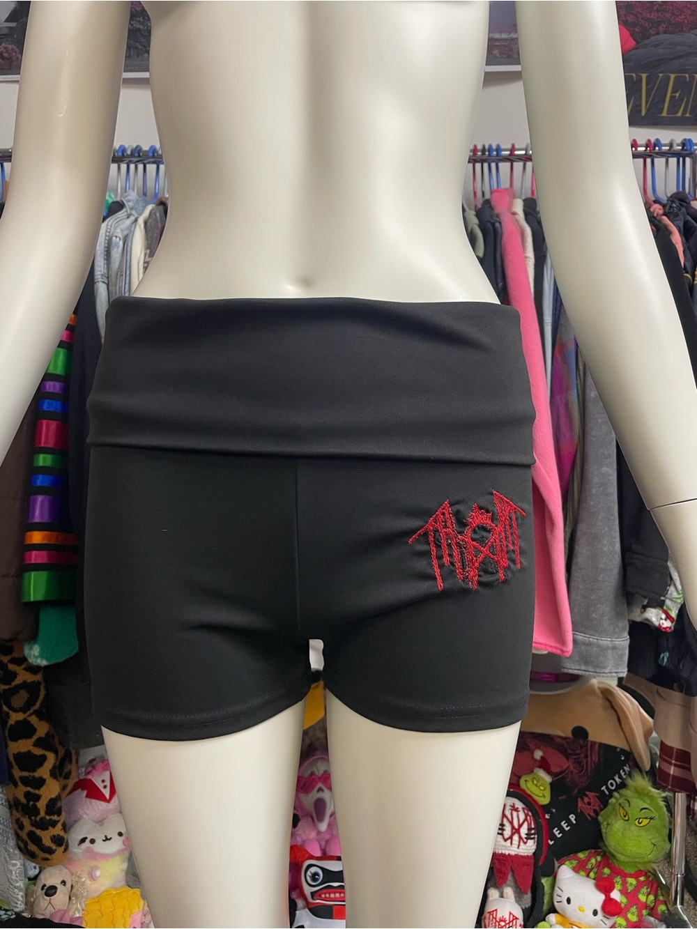 No Boundaries Embroidered Sleep Token Inspired Fold Over Yoga Shorts Size Medium